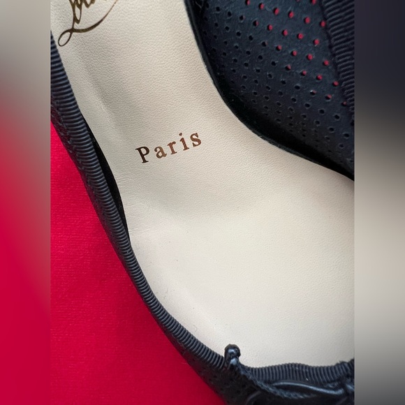 New Christian Louboutin HALL SLING PUMP 55
Perforated Leather Heels Size 7 - Picture 8 of 17